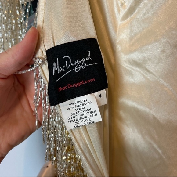 MAC DUGGAL Beaded Fringe Gown Ombré Silver
Gold Formal Dress 4743 Size 4 - Picture 8 of 9